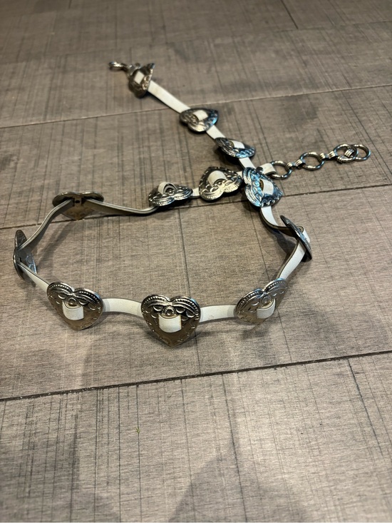 Accessories - Vintage Heart Belt White Leather Strap Engraved Silver Heart Concho Hardware